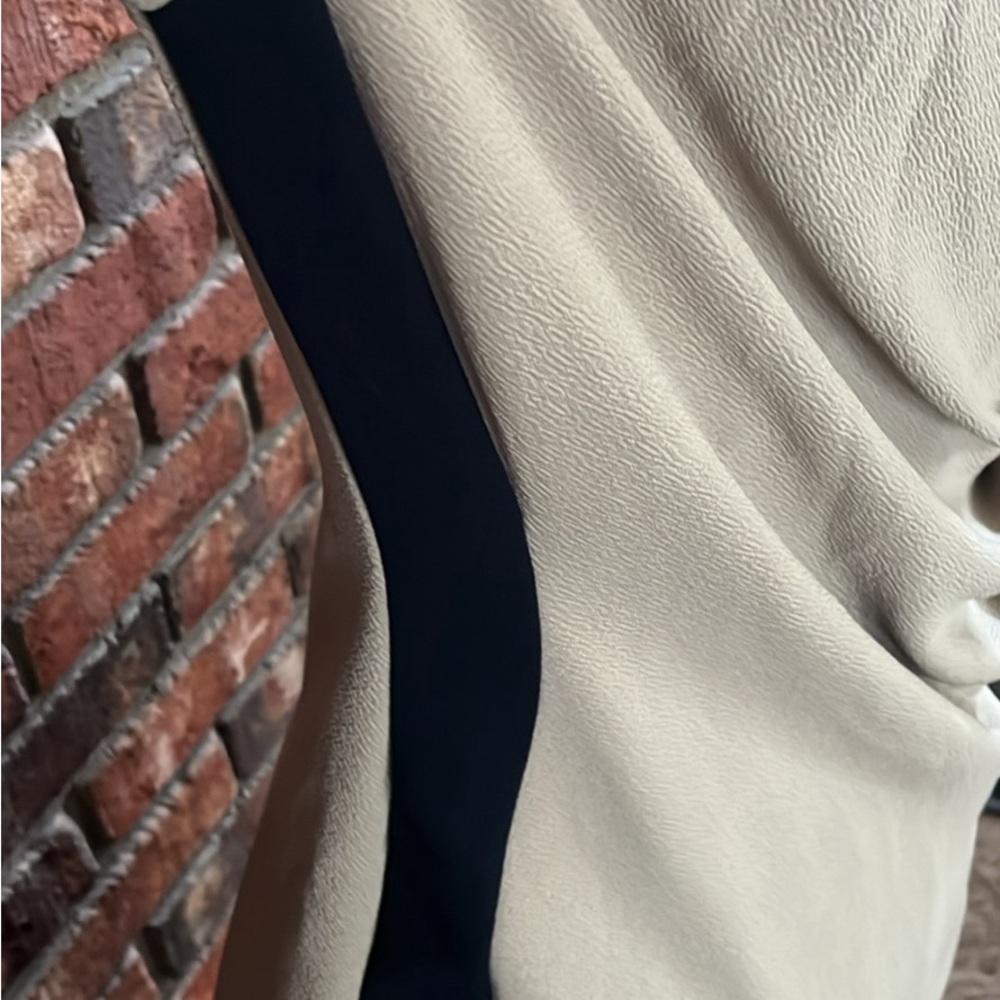 Dress - Picture 4 of 6